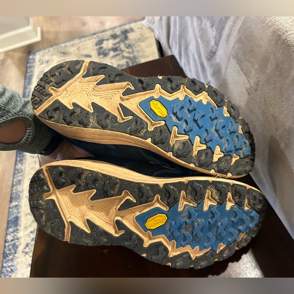 Hoka One One Speedgoat 4 sz 9.5 - Picture 9 of 9